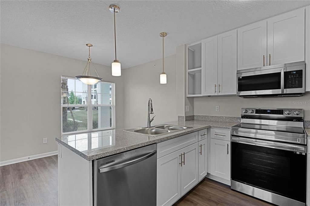 For Rent: $1,699 (2 beds, 2 baths, 1120 Square Feet)