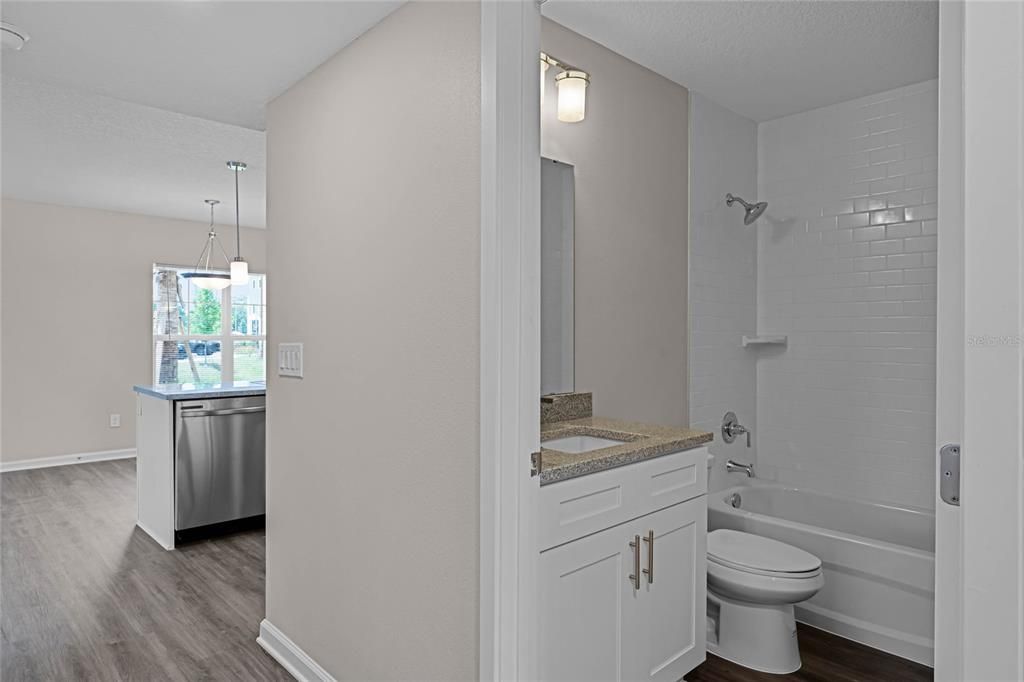 For Rent: $1,699 (2 beds, 2 baths, 1120 Square Feet)