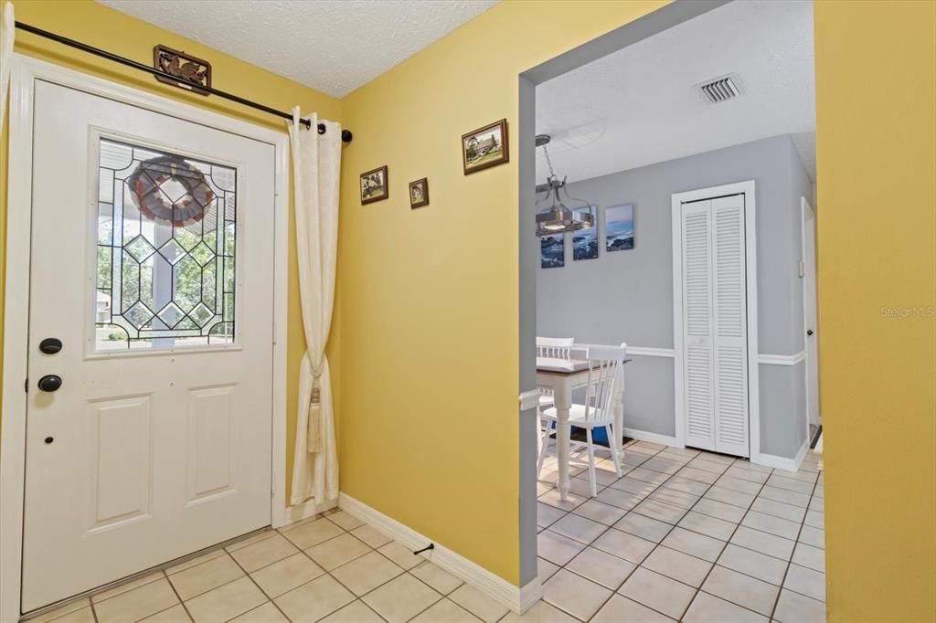 For Sale: $430,000 (3 beds, 2 baths, 1898 Square Feet)