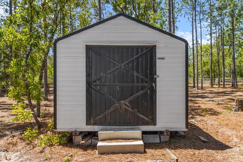 For Sale: $430,000 (3 beds, 2 baths, 1898 Square Feet)