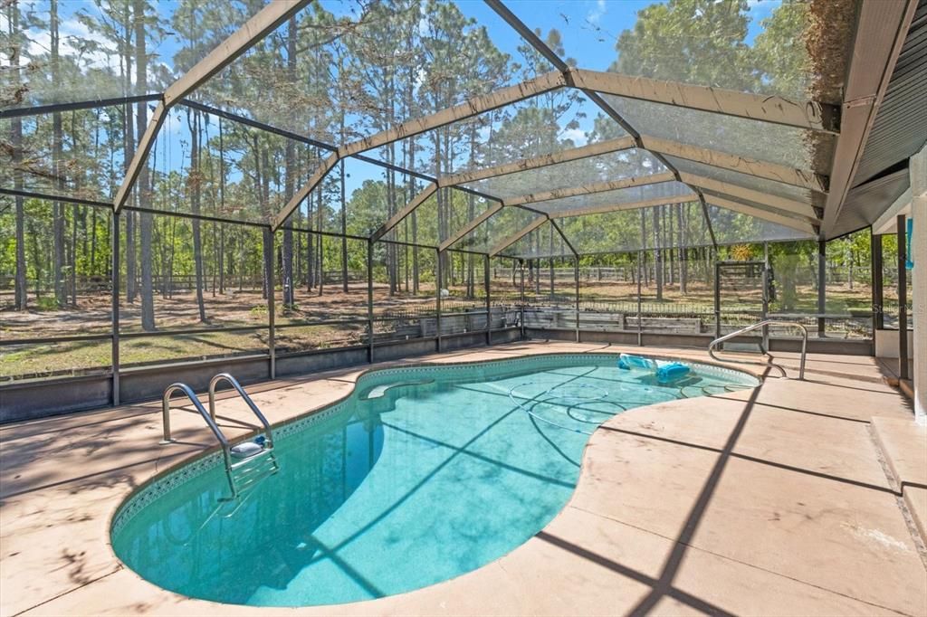 For Sale: $430,000 (3 beds, 2 baths, 1898 Square Feet)