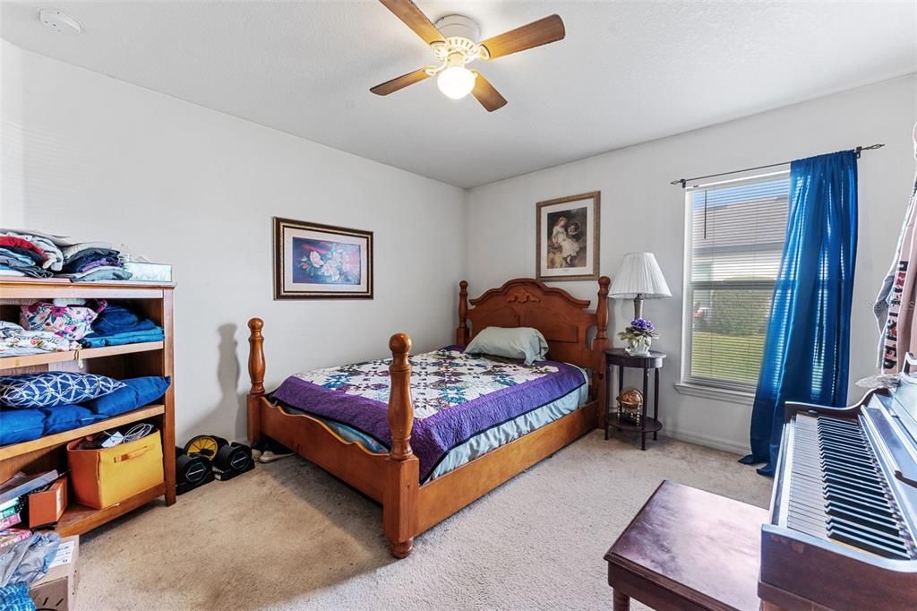 For Sale: $264,000 (3 beds, 2 baths, 1629 Square Feet)