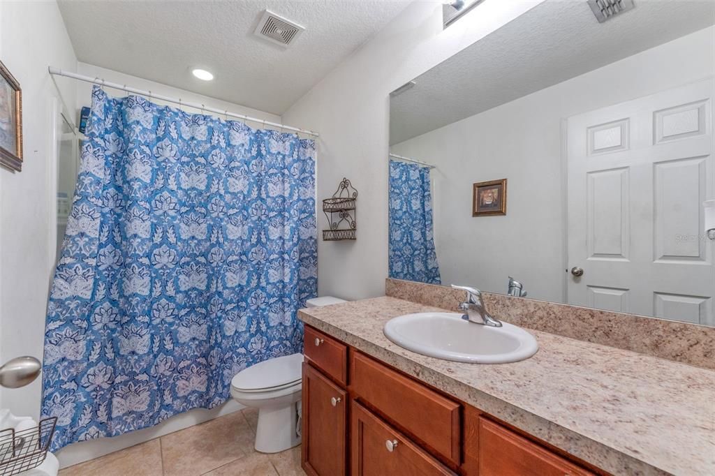 For Sale: $264,000 (3 beds, 2 baths, 1629 Square Feet)