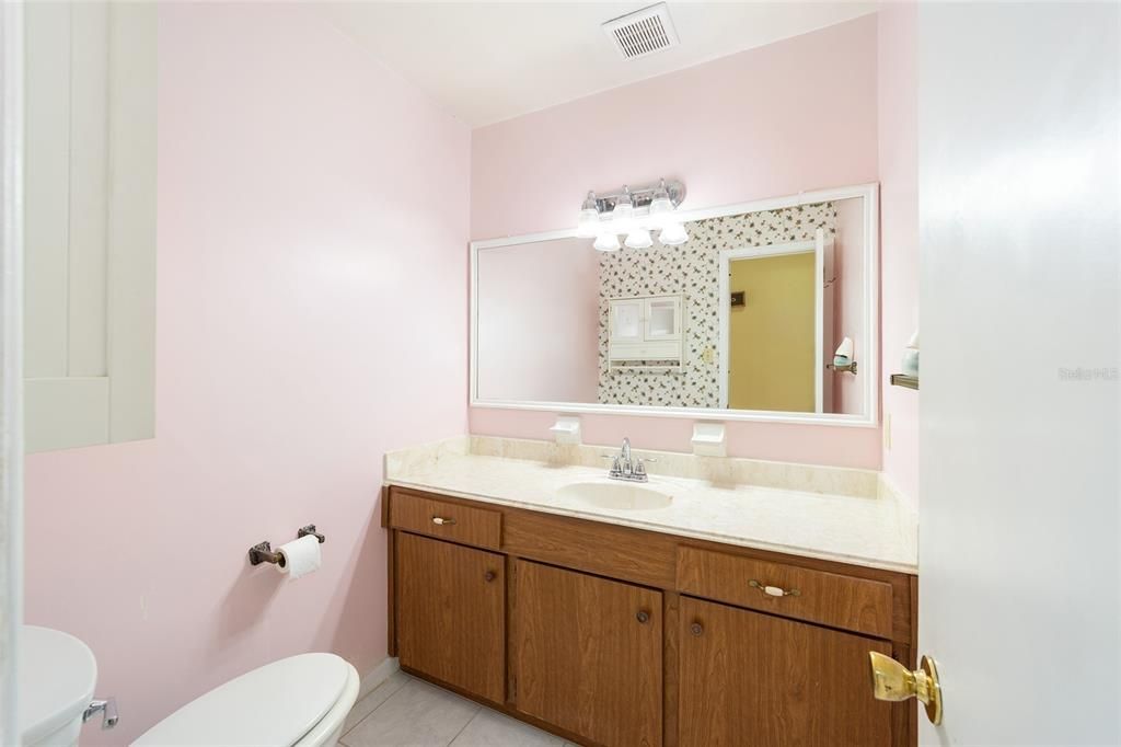 На продажу: $950,000 (4 спален, 2 ванн, 2162 Квадратных фут)