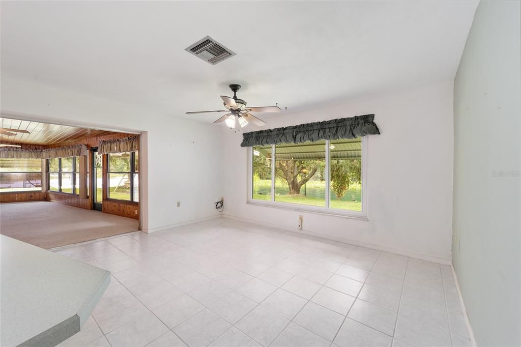 На продажу: $950,000 (4 спален, 2 ванн, 2162 Квадратных фут)