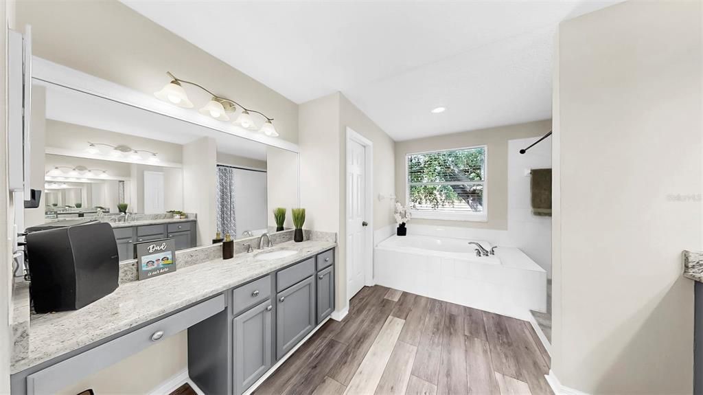 For Sale: $429,900 (4 beds, 2 baths, 2341 Square Feet)