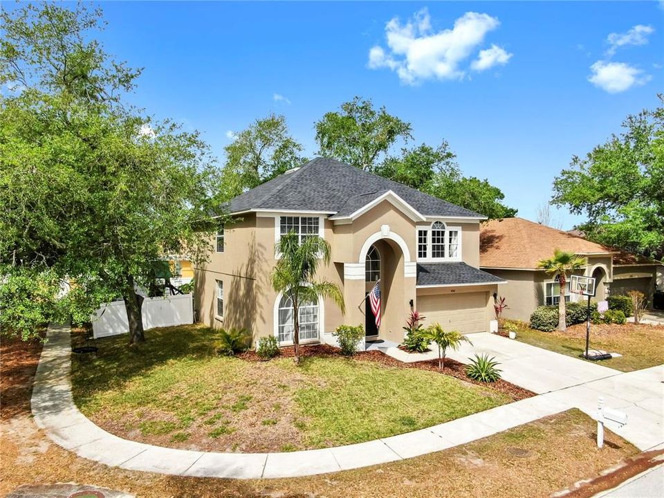 For Sale: $429,900 (4 beds, 2 baths, 2341 Square Feet)