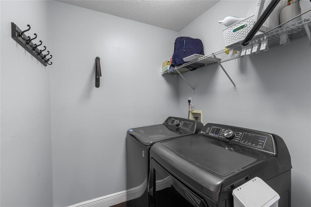 For Sale: $489,900 (3 beds, 2 baths, 2110 Square Feet)