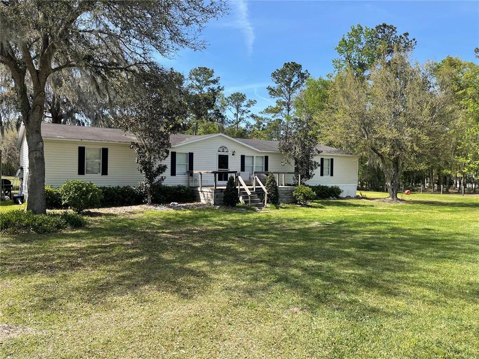 Recently Sold: $259,000 (4 beds, 3 baths, 3032 Square Feet)