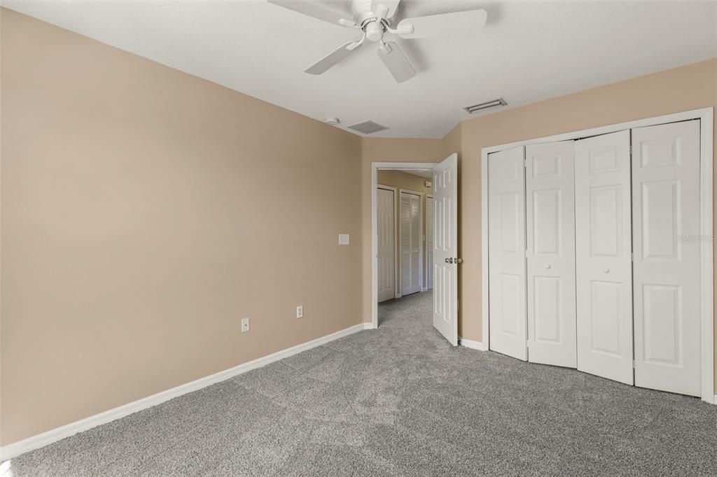 For Sale: $245,000 (3 beds, 2 baths, 1558 Square Feet)