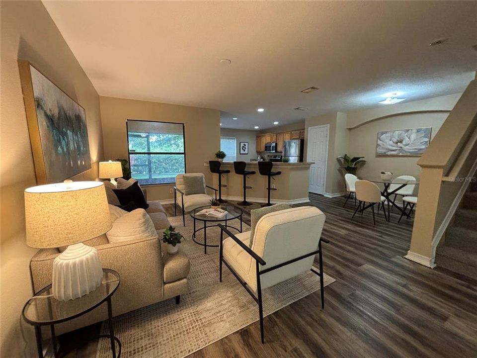 For Sale: $245,000 (3 beds, 2 baths, 1558 Square Feet)