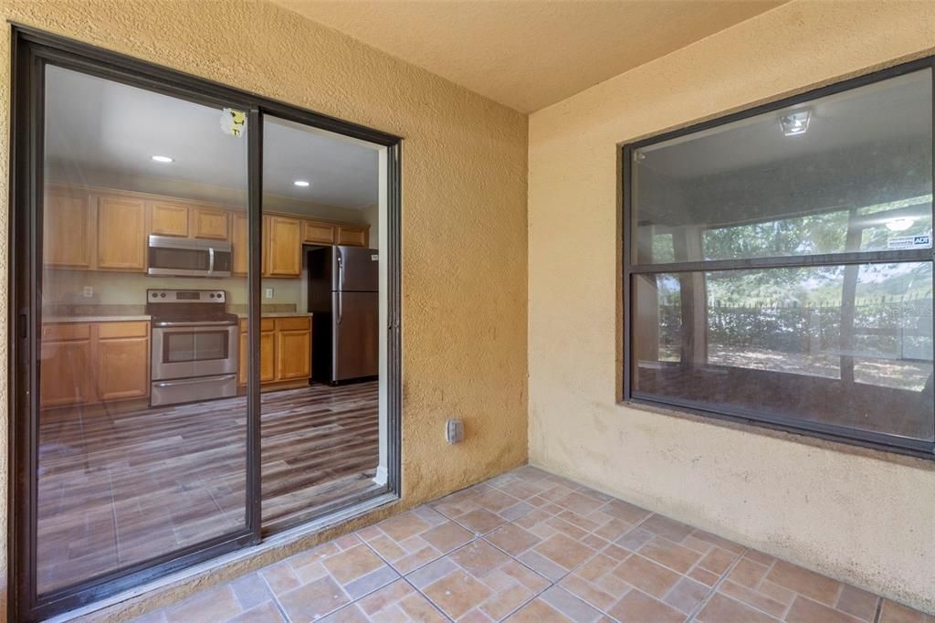 For Sale: $245,000 (3 beds, 2 baths, 1558 Square Feet)