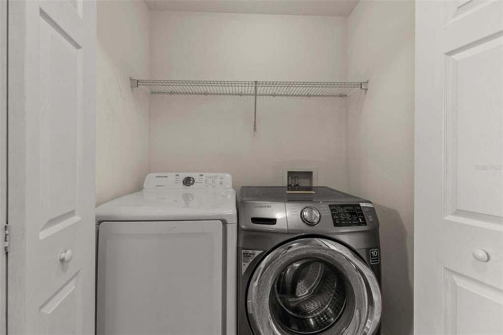 For Sale: $245,000 (3 beds, 2 baths, 1558 Square Feet)