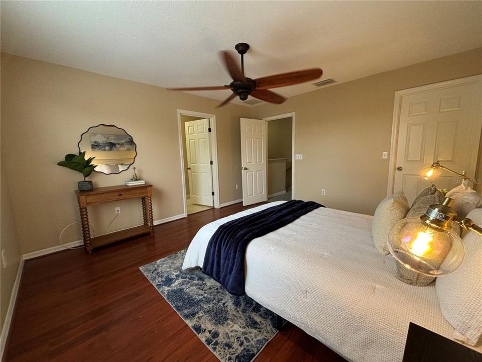 For Sale: $245,000 (3 beds, 2 baths, 1558 Square Feet)