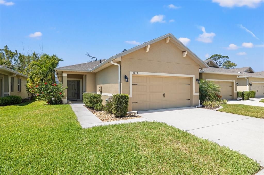 最近售出: $460,000 (2 贝兹, 2 浴室, 1528 平方英尺)