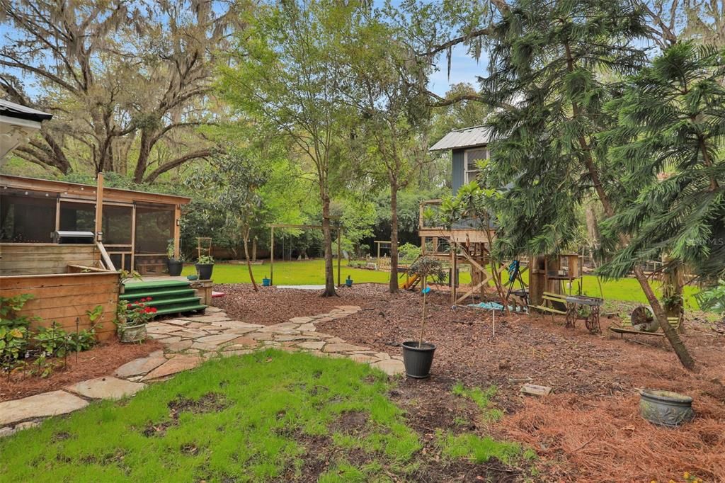 待售: $746,000 (5 贝兹, 2 浴室, 2930 平方英尺)