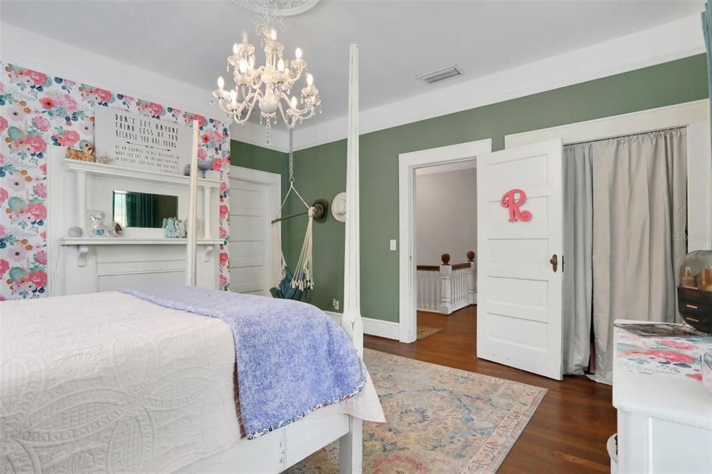 待售: $746,000 (5 贝兹, 2 浴室, 2930 平方英尺)