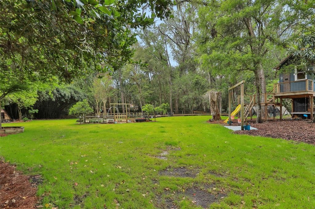 待售: $746,000 (5 贝兹, 2 浴室, 2930 平方英尺)