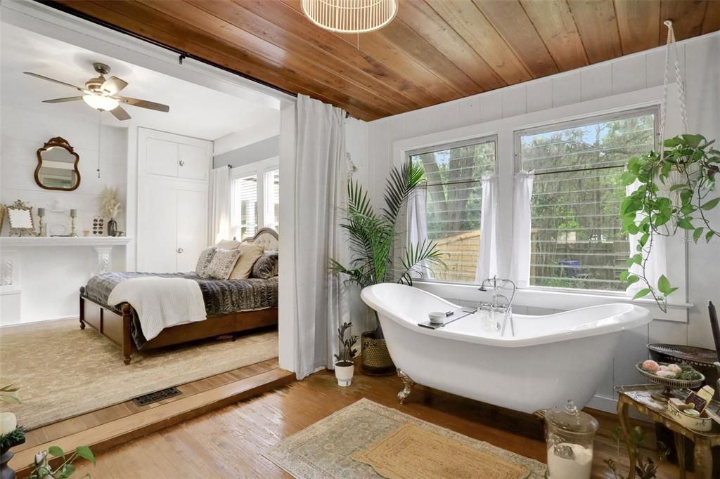 待售: $746,000 (5 贝兹, 2 浴室, 2930 平方英尺)