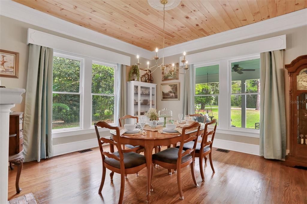 待售: $746,000 (5 贝兹, 2 浴室, 2930 平方英尺)