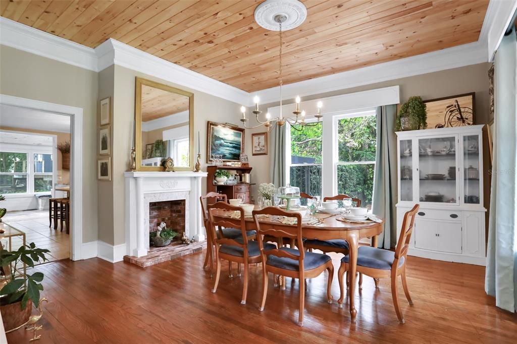 待售: $746,000 (5 贝兹, 2 浴室, 2930 平方英尺)