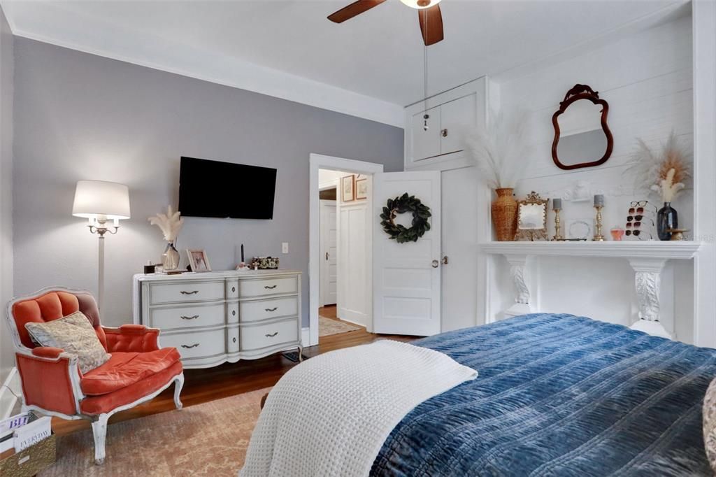 待售: $746,000 (5 贝兹, 2 浴室, 2930 平方英尺)