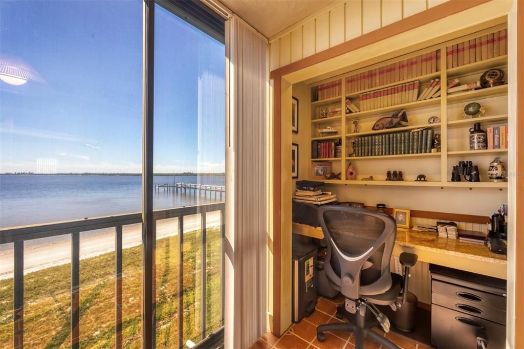 Activo con contrato: $199,000 (2 camas, 2 baños, 1150 Pies cuadrados)