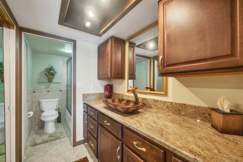 Activo con contrato: $199,000 (2 camas, 2 baños, 1150 Pies cuadrados)