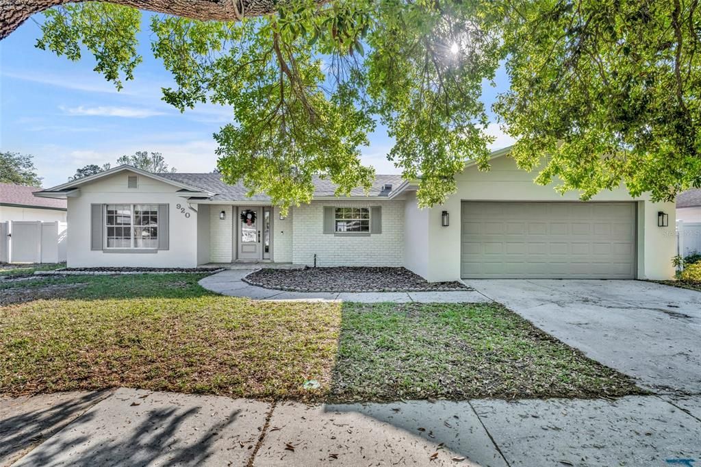 Recently Sold: $729,900 (4 beds, 2 baths, 2155 Square Feet)