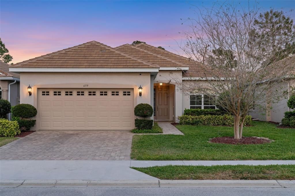 Vendido Recientemente: $449,000 (3 camas, 2 baños, 1812 Pies cuadrados)