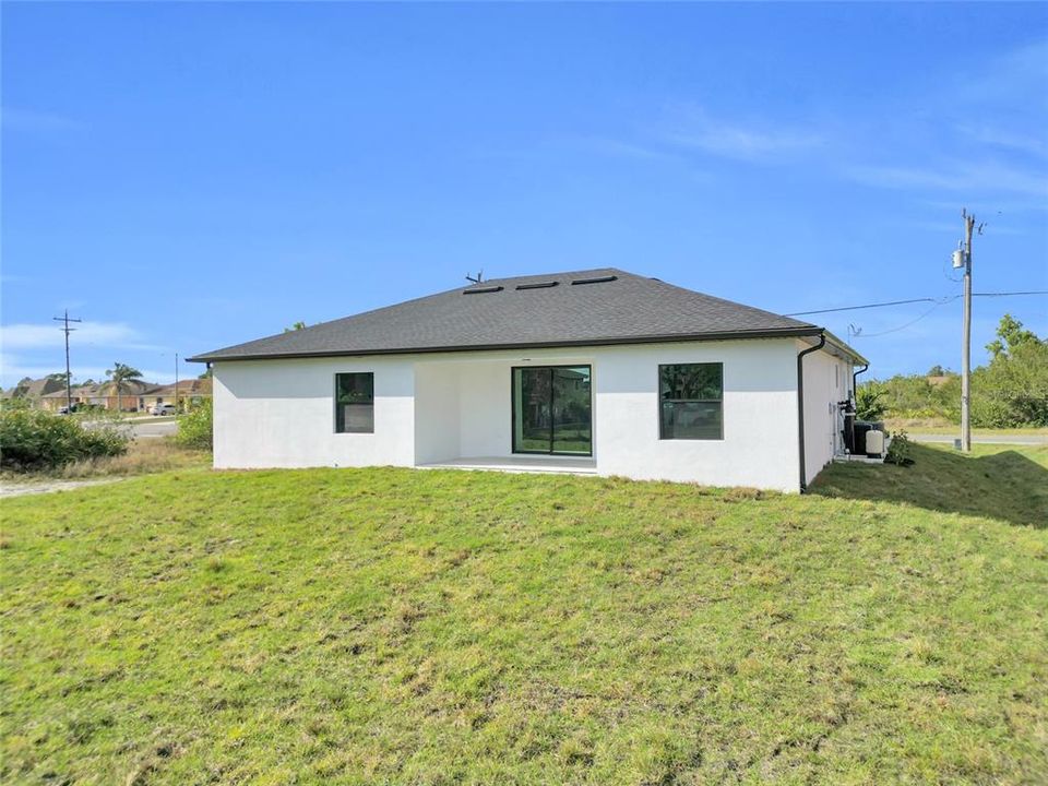 待售: $374,900 (4 贝兹, 3 浴室, 1774 平方英尺)