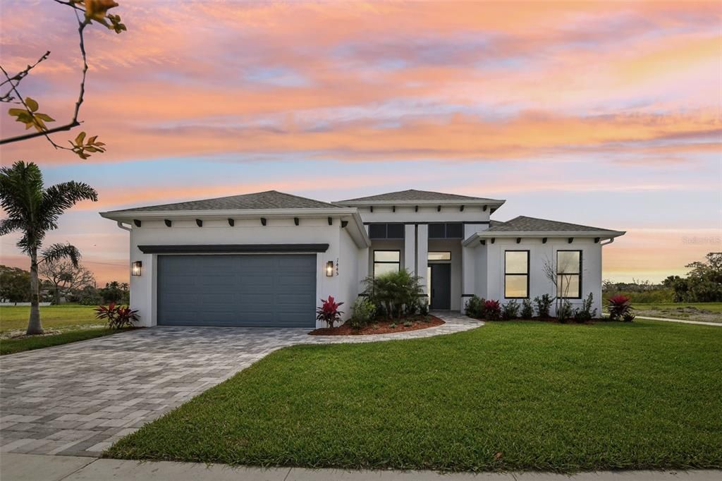 En Venta: $879,000 (4 camas, 3 baños, 2357 Pies cuadrados)