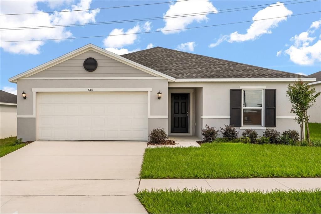 Vendido Recientemente: $303,075 (4 camas, 2 baños, 1989 Pies cuadrados)