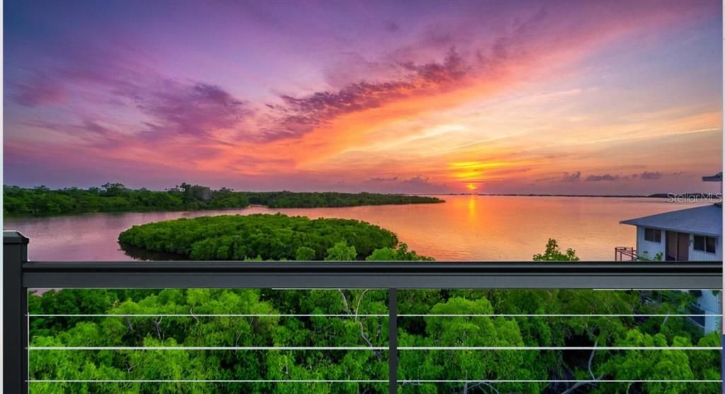 待售: $424,900 (0.29 acres)