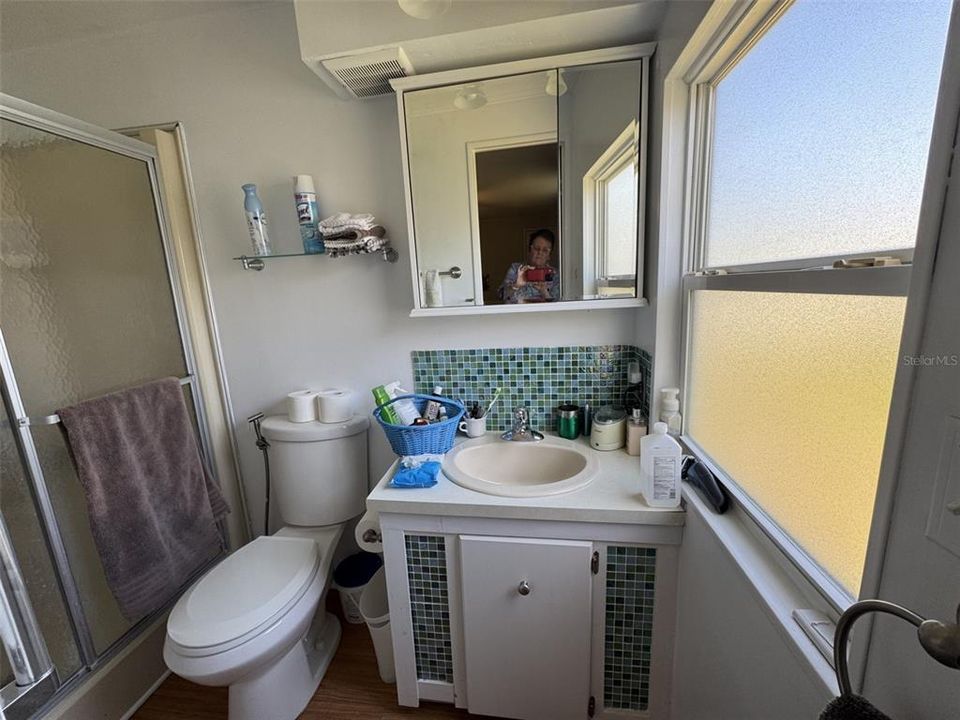 For Sale: $130,000 (2 beds, 2 baths, 1032 Square Feet)