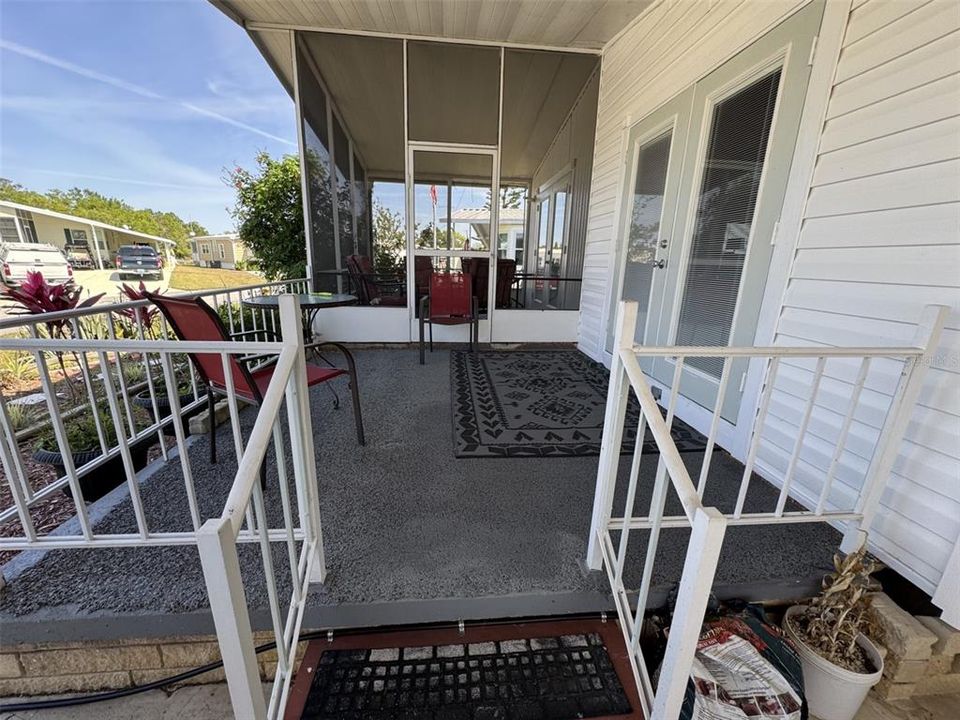 For Sale: $130,000 (2 beds, 2 baths, 1032 Square Feet)