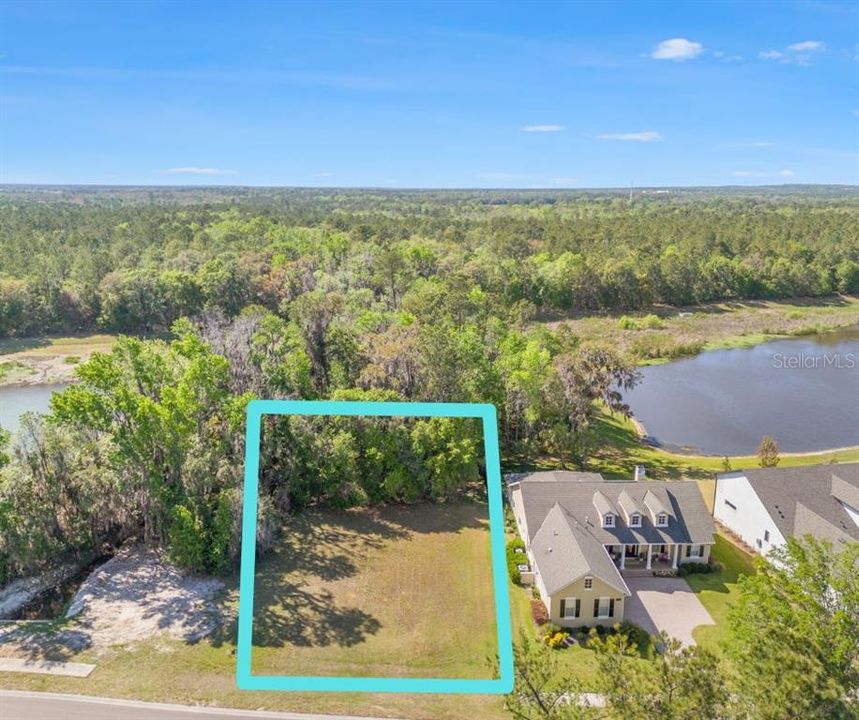 待售: $150,000 (0.28 acres)