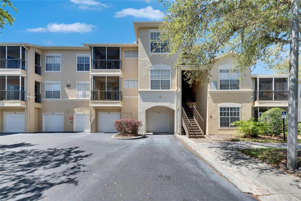 Недавно продано: $209,900 (2 спален, 2 ванн, 1117 Квадратных фут)