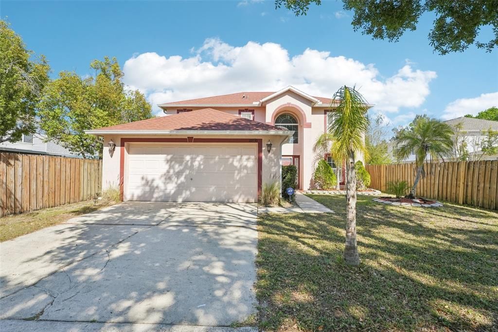 Recently Sold: $409,900 (4 beds, 2 baths, 2215 Square Feet)