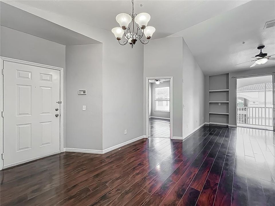 For Sale: $229,000 (4 beds, 2 baths, 1313 Square Feet)