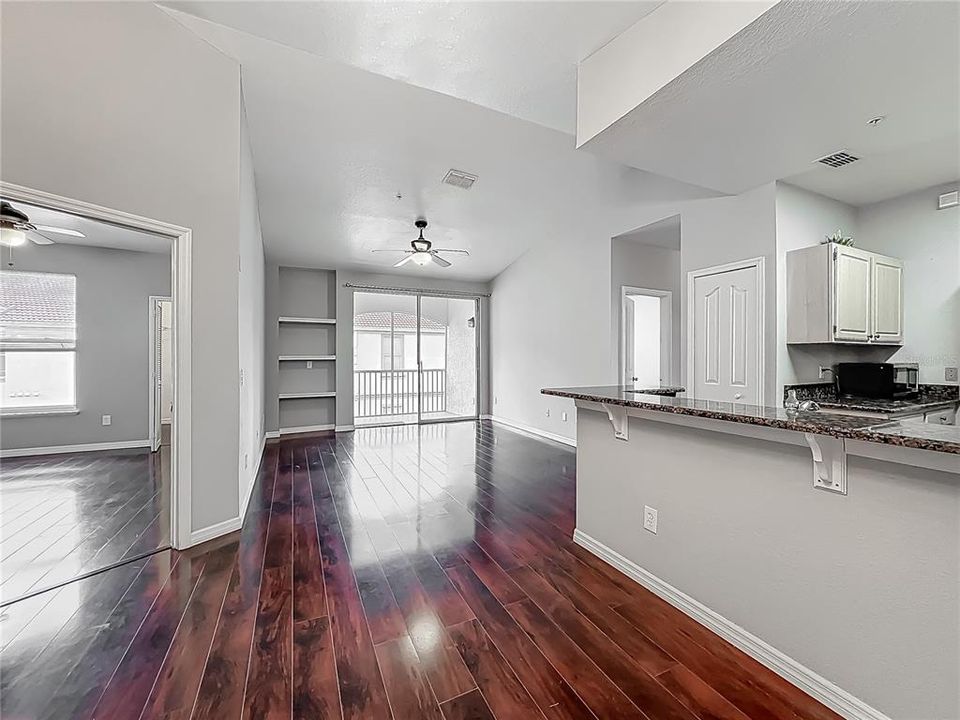 For Sale: $229,000 (4 beds, 2 baths, 1313 Square Feet)