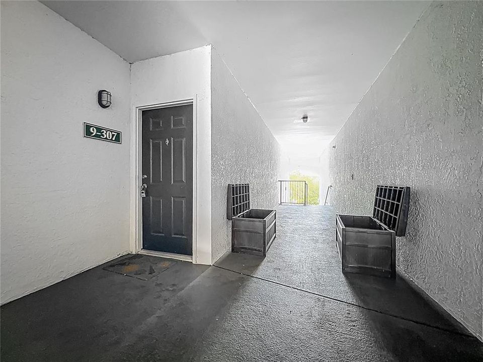 For Sale: $229,000 (4 beds, 2 baths, 1313 Square Feet)