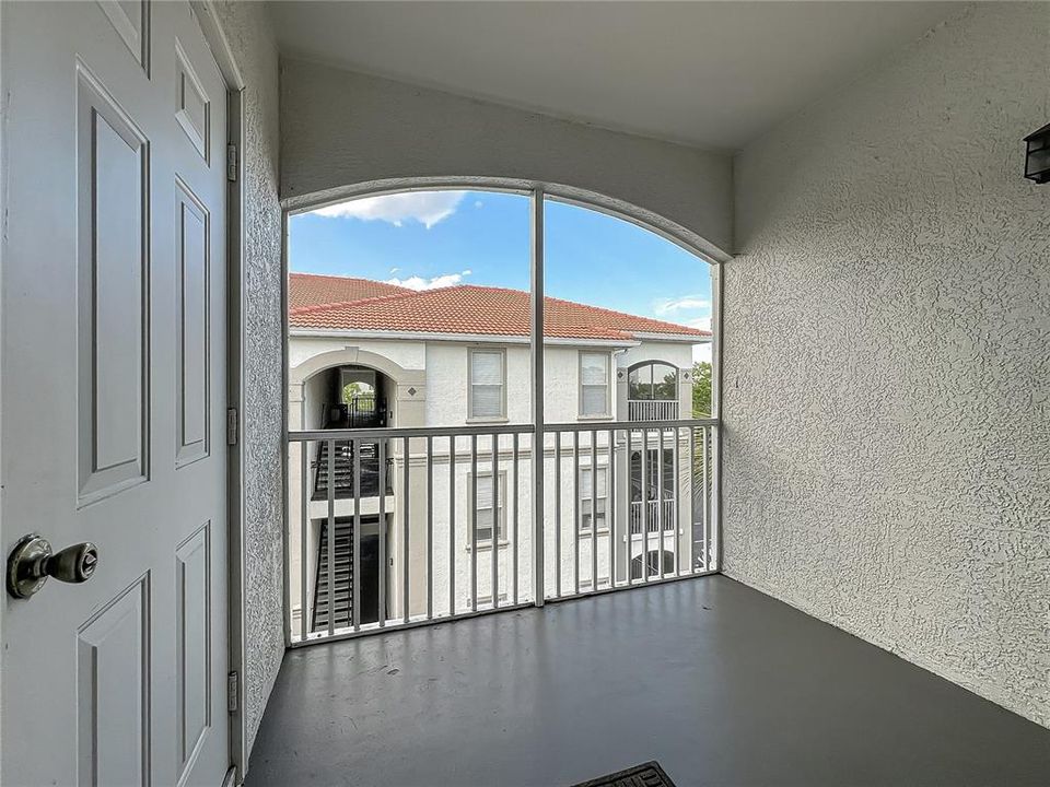 For Sale: $229,000 (4 beds, 2 baths, 1313 Square Feet)