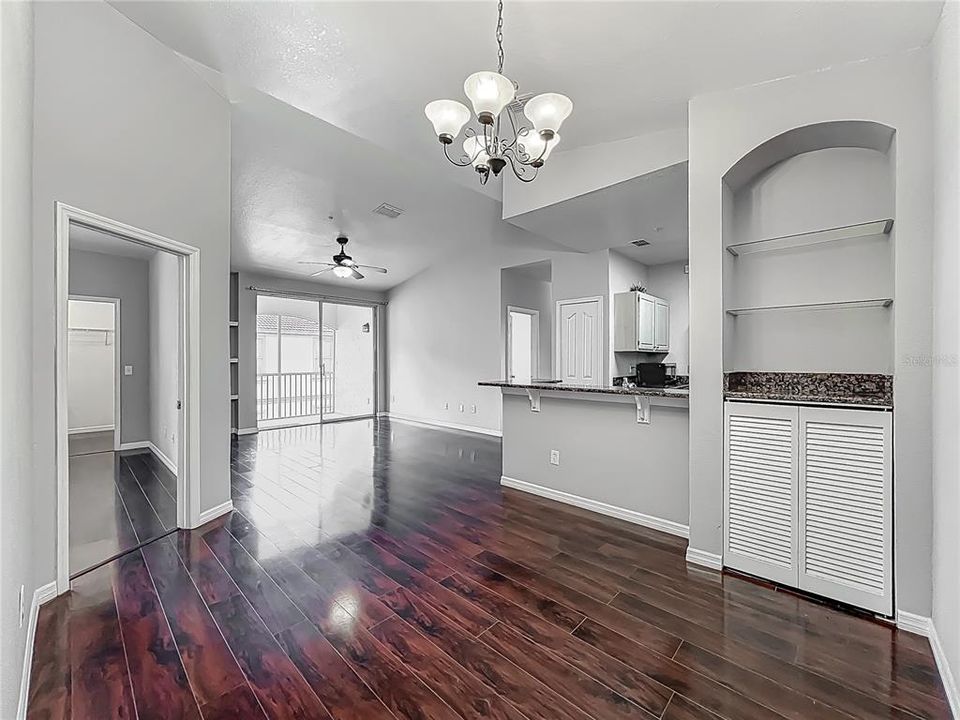 For Sale: $229,000 (4 beds, 2 baths, 1313 Square Feet)