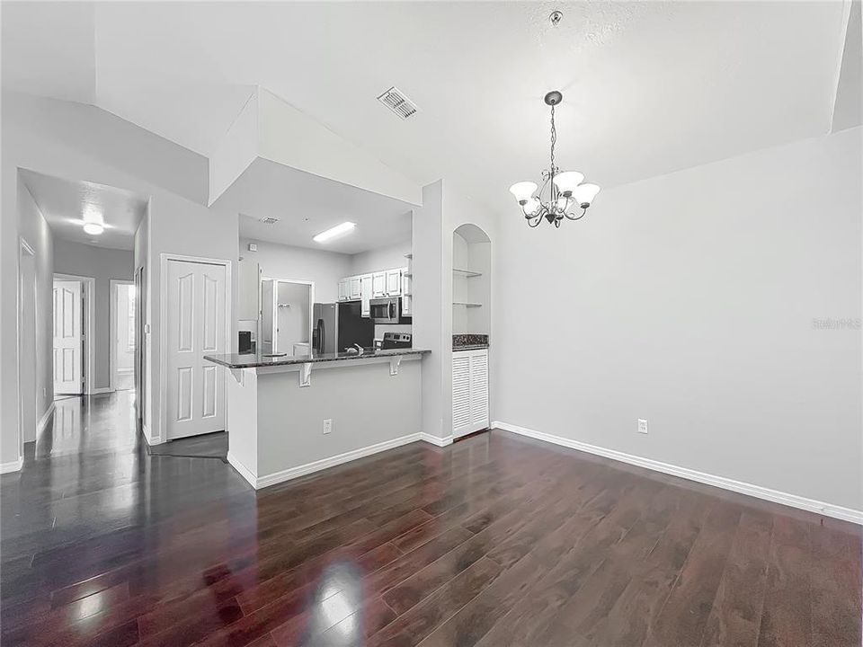 For Sale: $229,000 (4 beds, 2 baths, 1313 Square Feet)