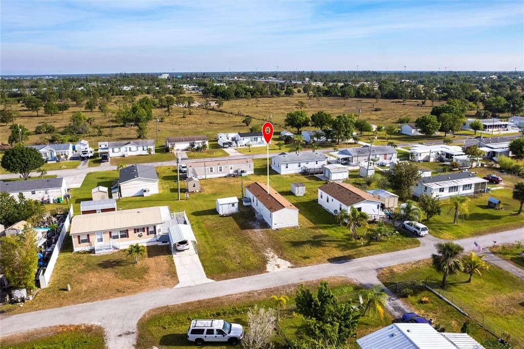 For Sale: $139,000 (2 beds, 2 baths, 896 Square Feet)