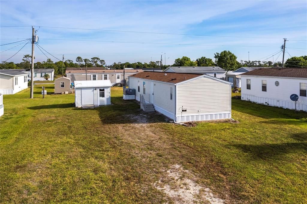 For Sale: $139,000 (2 beds, 2 baths, 896 Square Feet)