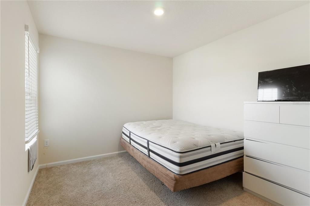 For Sale: $205,000 (3 beds, 2 baths, 1758 Square Feet)