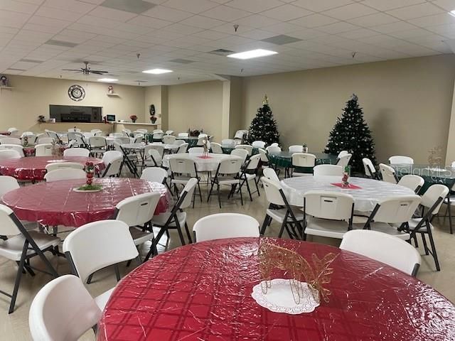 Active With Contract: $169,000 (2 beds, 2 baths, 1404 Square Feet)