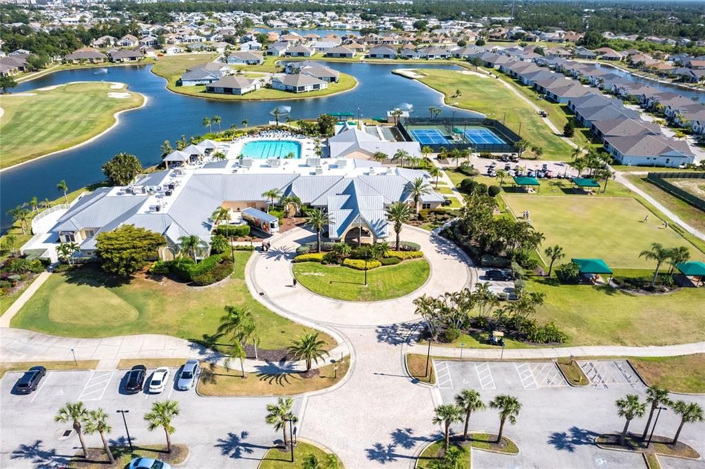 For Sale: $299,900 (2 beds, 2 baths, 1389 Square Feet)